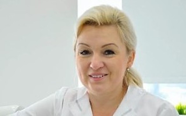 Попова Анна Викторовна